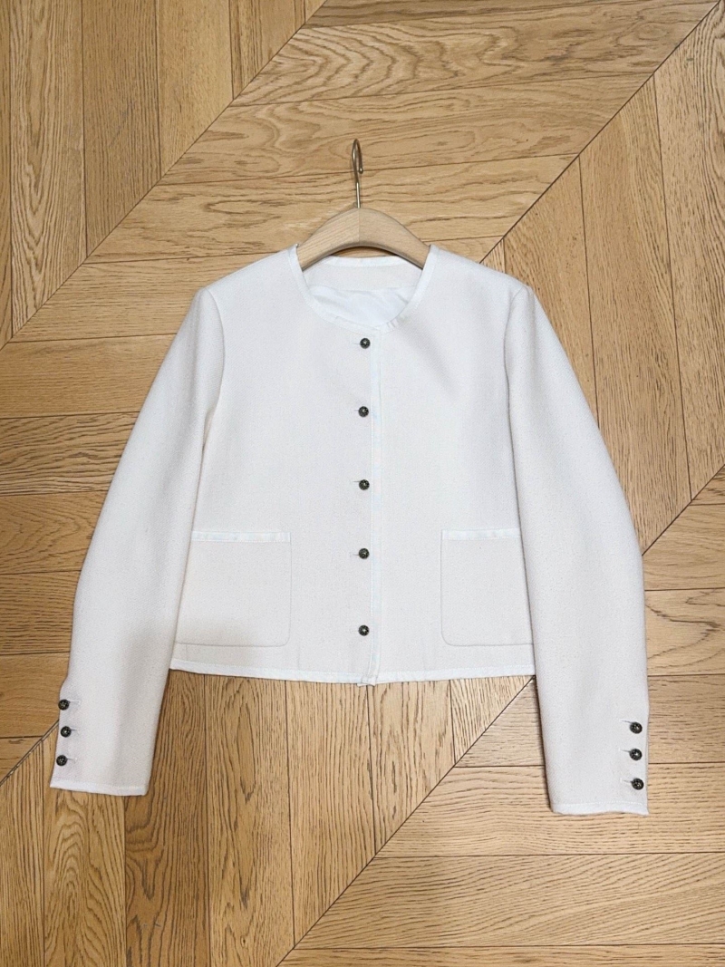 chr1st1an D10r outwear